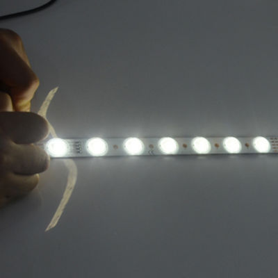 リモート・コントロールRGB SMD 5050 LEDの滑走路端燈可変性色保証3年の