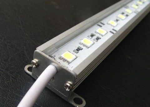 倍の列LEDのストリップ棒12V LEDライト バー8つのMm PCBの幅のRoHSの証明
