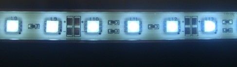 DC 12V 5M 5050 RGB 300 LEDのストリップ、デジタル暖かく白いアルミニウムRGB LEDストリップ